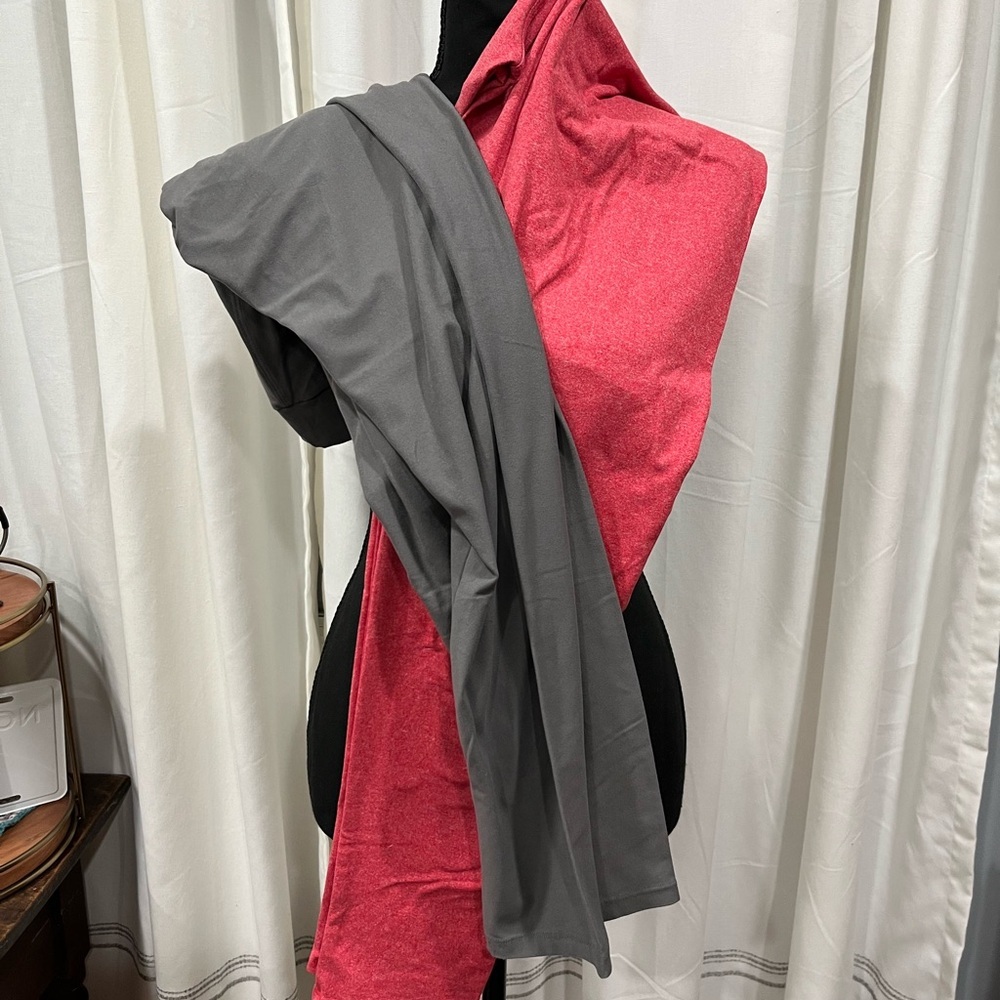 Gray and Heathered Red Solid TC Lularoe Leggings